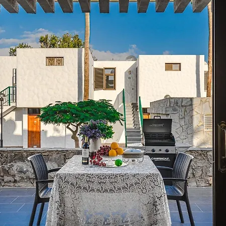 -2 Minute From The Beach. شقة *