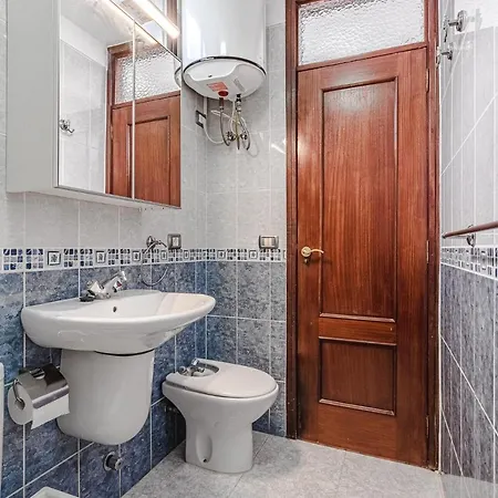 -2 Minute From The Beach. بلايا ذي لاس أميريكاس